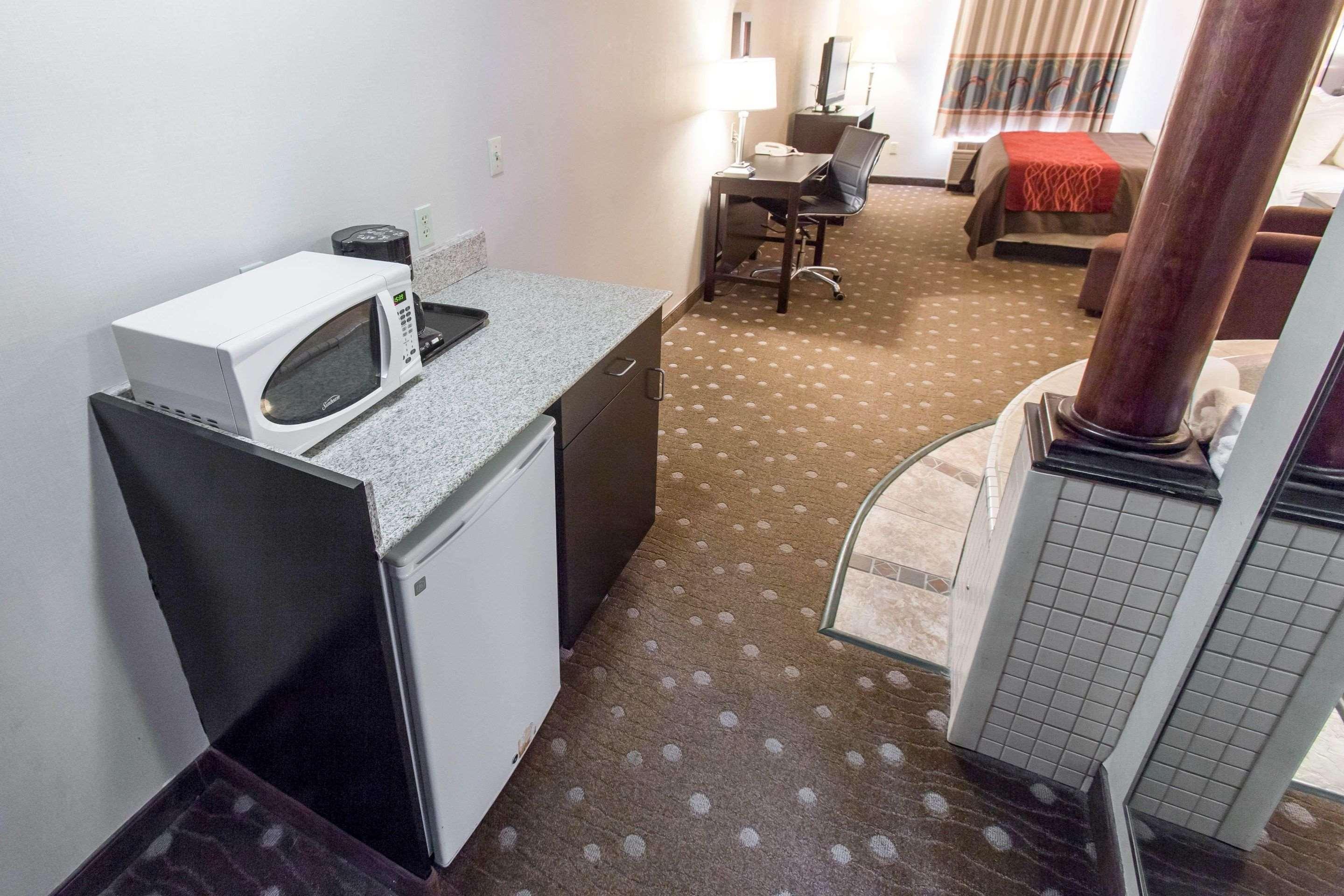 Comfort Inn Crafton Экстерьер фото