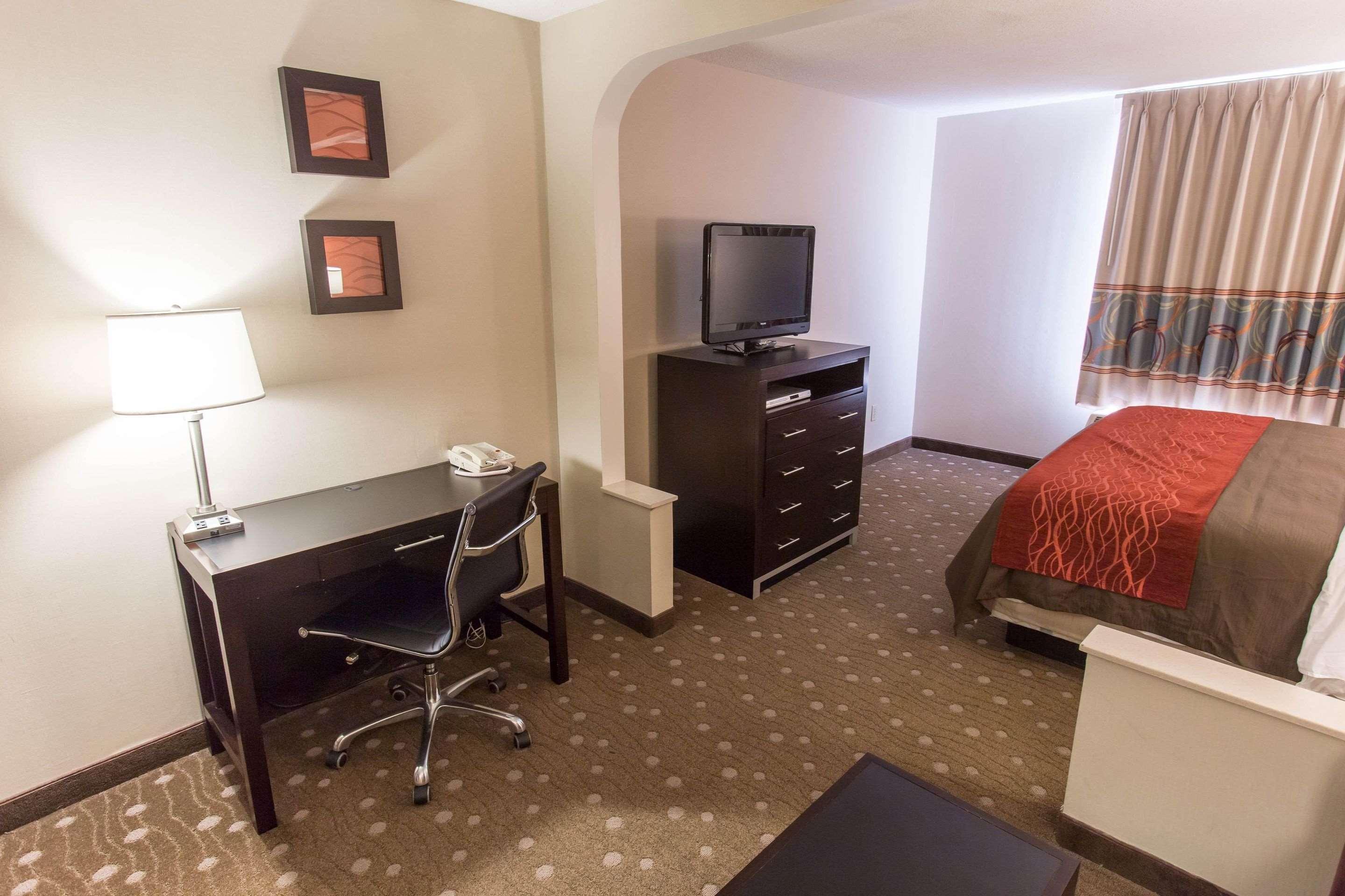 Comfort Inn Crafton Экстерьер фото