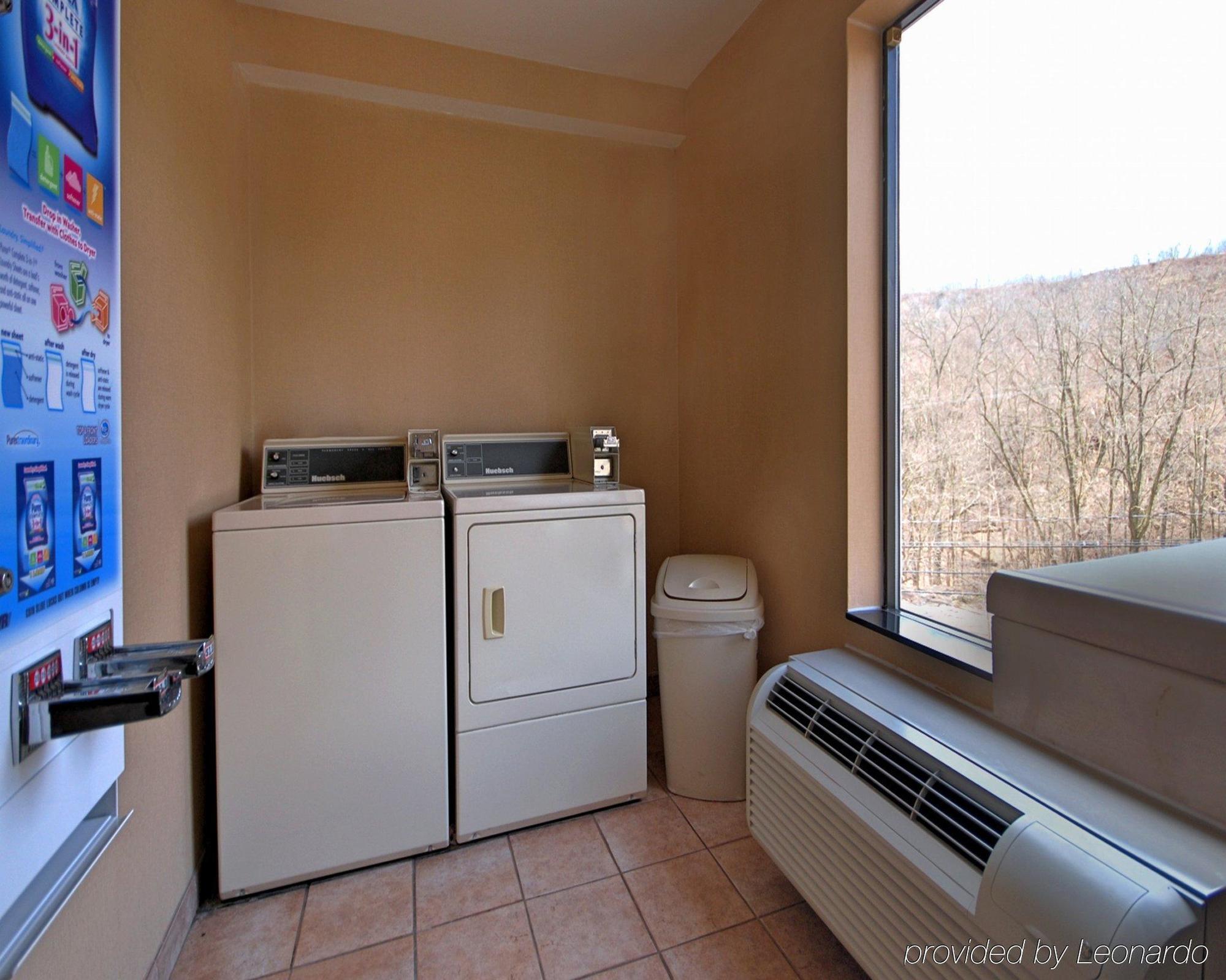 Comfort Inn Crafton Экстерьер фото