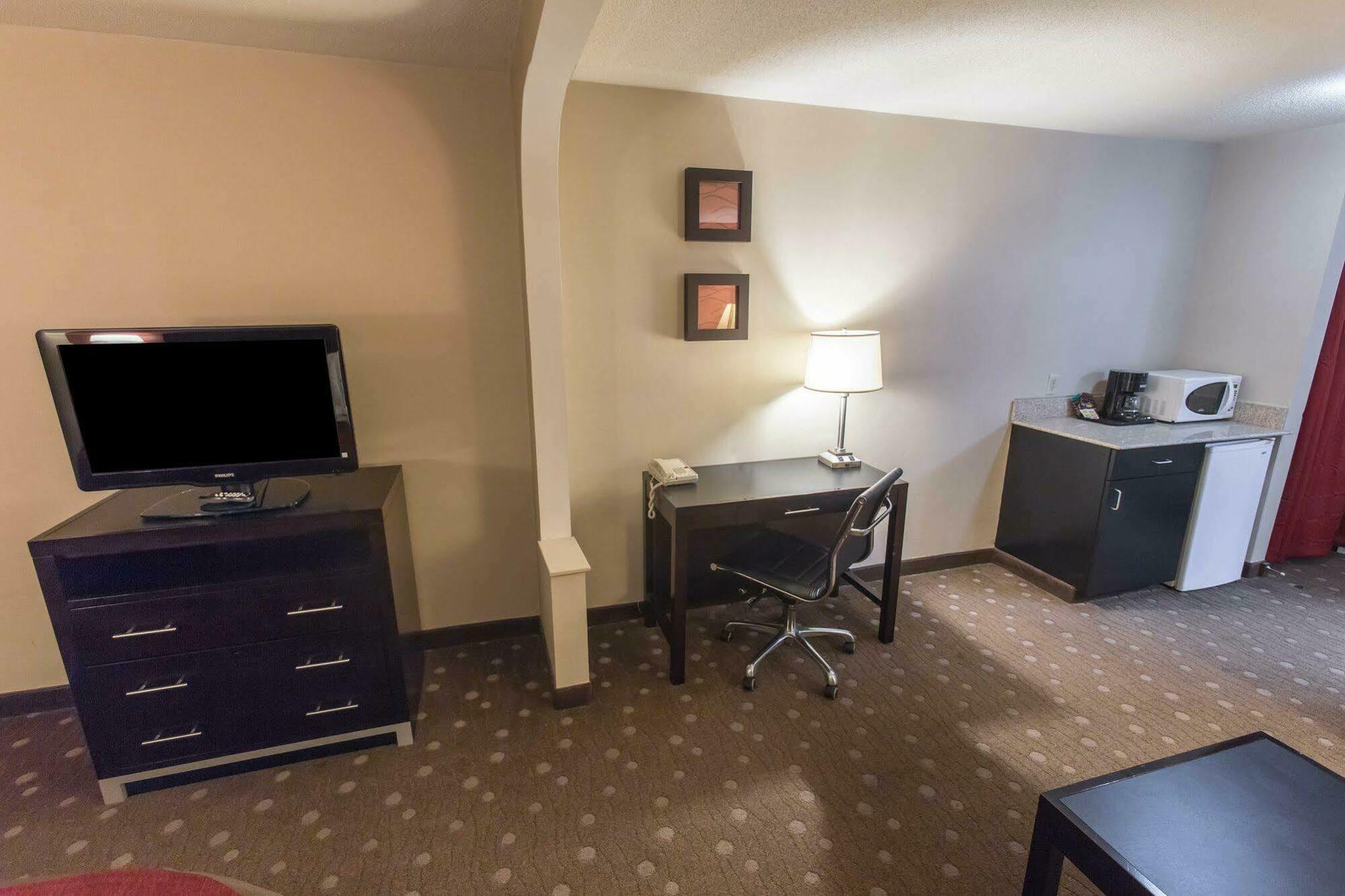 Comfort Inn Crafton Экстерьер фото